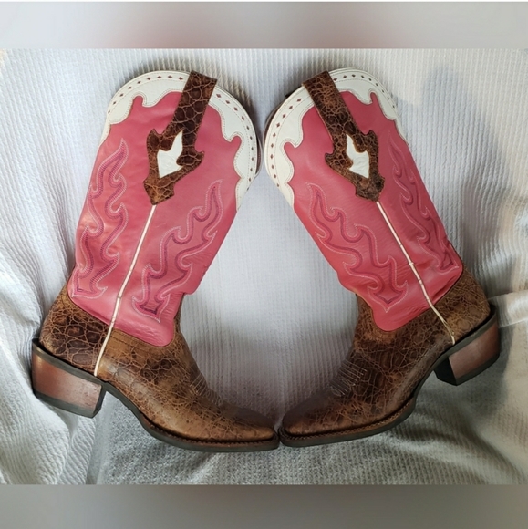 🌟SEE NEW LISTING!🌟🎀Barbie Pink 🌟 Vintage Cowgirl🎀💗Ariat Women's 🌟 - Picture 7 of 12